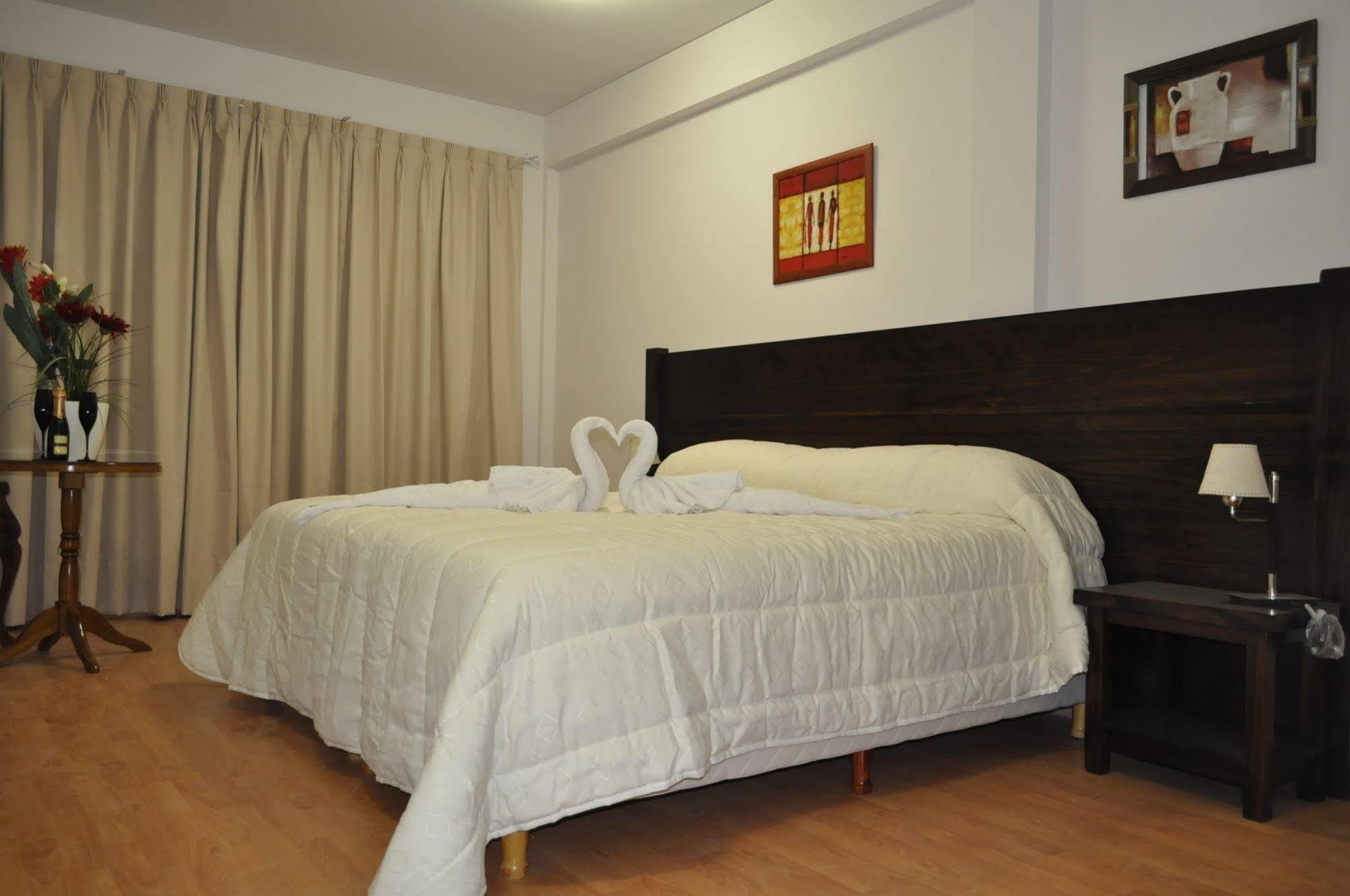 Hotel Las Maras Puerto Madryn Buitenkant foto