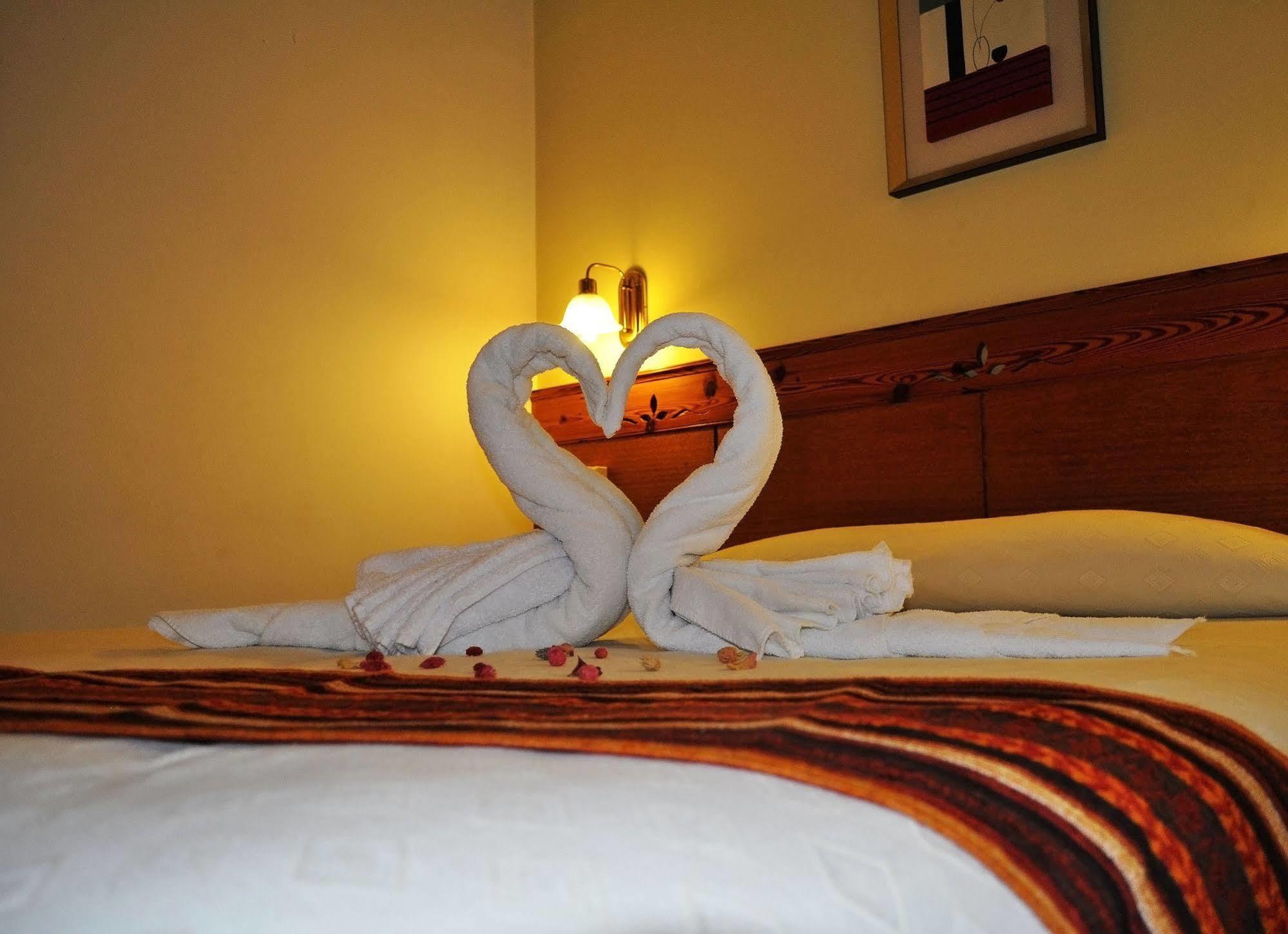 Hotel Las Maras Puerto Madryn Buitenkant foto